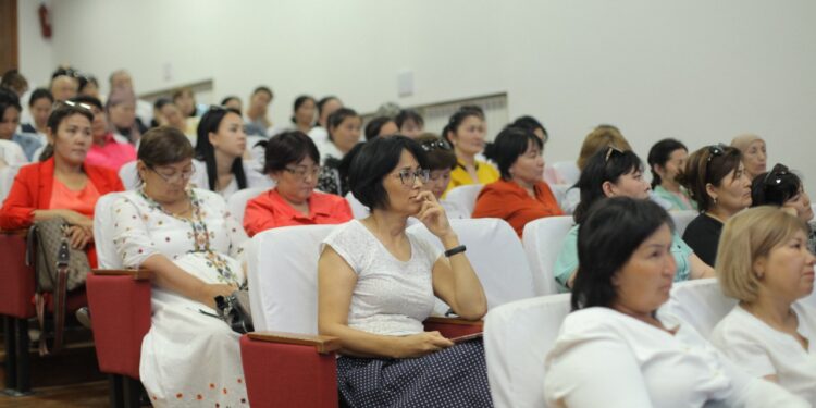 МҰҒАЛІМДЕРДІҢ БІЛІКТІЛІГІН АРТТЫРУ БОЙЫНША СЕМИНАР