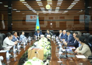 БЮДЖЕТ ЖӘНЕ ЭКОНОМИКАЛЫҚ ДАМУ ЖӨНІНДЕГІ ТҰРАҚТЫ КОМИССИЯ ОТЫРЫСЫ ӨТТI