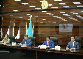 КЕЗЕКТЕН ТЫС ОН СЕГІЗІНШІ СЕССИЯДА БЕСІНШІ АУДАН ҚҰРЫЛДЫ