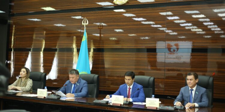 КЕЗЕКТЕН ТЫС ОН СЕГІЗІНШІ СЕССИЯДА БЕСІНШІ АУДАН ҚҰРЫЛДЫ