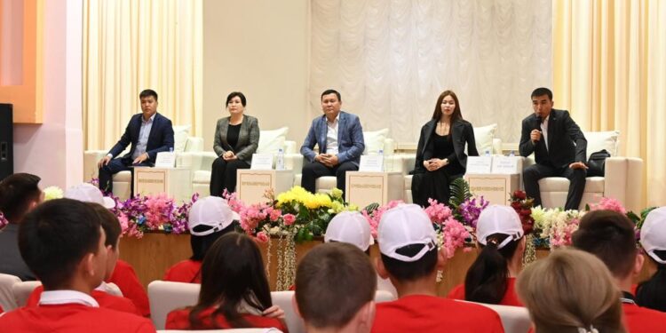 БОЛАШАҚҚА ҚАДАМ БҮГІННЕН БАСТАЛАДЫ