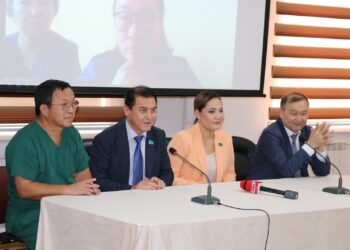 Бүгін Сенат депутаттарының өңірлерге жұмыс сапары басталды