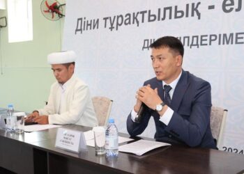 САУРАН: АУДАН ӘКІМІ ИМАМДАРМЕН КЕЗДЕСТІ