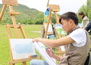 ТҮРКІСТАН: Төлебиде суретшілер байқауы өтті