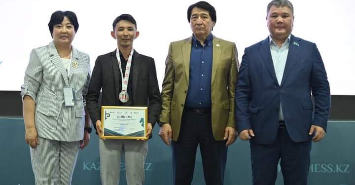 ШАХМАТ ТУРНИРІ МӘРЕСІНЕ ЖЕТТІ