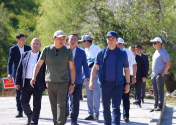 ДАРХАН САТЫБАЛДЫ ТӨЛЕБИ АУДАНЫНДАҒЫ БІРҚАТАР НЫСАНДАРДЫ АРАЛАП, КӘСІПКЕРЛЕРМЕН КЕЗДЕСТІ