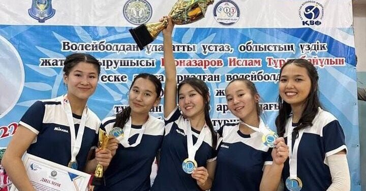 ТҮРКІСТАН: ЖЕТІСАЙДА ВОЛЕЙБОЛДАН АУДАНАРАЛЫҚ ТУРНИР ӨТТІ