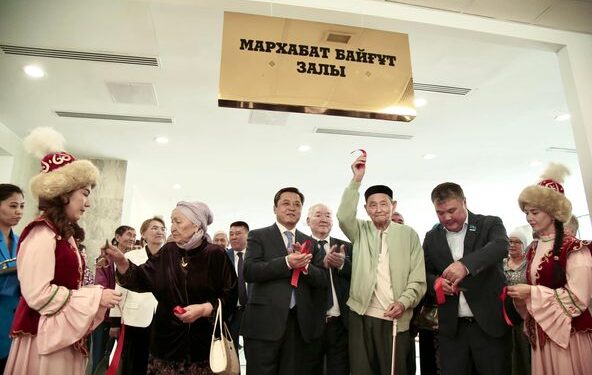 ТҮРКІСТАН: «Фараб» кітапханасында «Мархабат Байғұт» залы ашылды