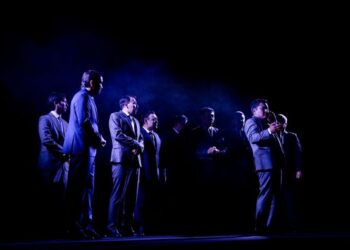 ТҮРКІСТАН: РАЙЫМБЕК СЕЙТМЕТОВ ТЕАТРЫНДА «ЖАЛҒЫЗ ЖЕЛКЕН» ҚОЙЫЛЫМЫНЫҢ ПРЕМЬЕРАСЫ ӨТТІ