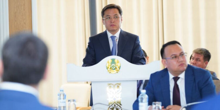 ТҮРКІСТАН: Жазғы лагерлерде «Таза Қазақстан» акциясының тәрбиелік жұмыстары жүргізіледі