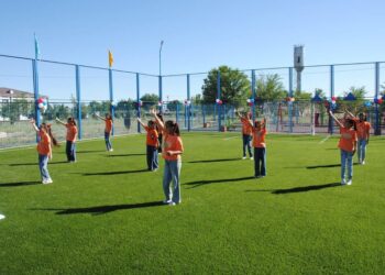 БАЛАЛАРДЫ ҚОРҒАУ КҮНІ ҚАРСАҢЫНДА СОЗАҚ АУДАНЫНДА КІШІ ФУТБОЛ АЛАҢЫ МЕН БАЛАЛАР ОЙЫН АЛАҢШАСЫ АШЫЛДЫ