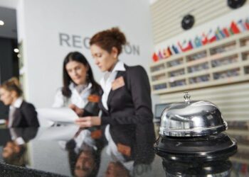 ТҮРКІСТАНДАҒЫ ТУРИЗМ УНИВЕРСИТЕТІНІҢ СТУДЕНТТЕРІ ӘЛЕМНІҢ ҮЗДІК ҚОНАҚ ҮЙЛЕРІНДЕ ТӘЖІРИБЕДЕН ӨТЕДІ