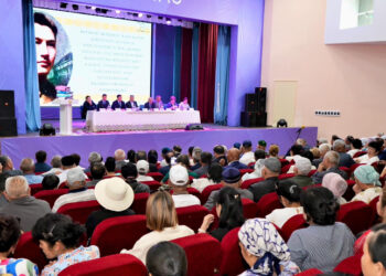 ТҮРКІСТАН: КЕНТАУДА СҰЛТАНБЕК ҚОЖАНОВТЫҢ 130 ЖЫЛДЫҒЫНА АРНАЛҒАН РЕСПУБЛИКАЛЫҚ ҒЫЛЫМИ-ТӘЖІРИБЕЛІК КОНФЕРЕНЦИЯ ӨТТІ