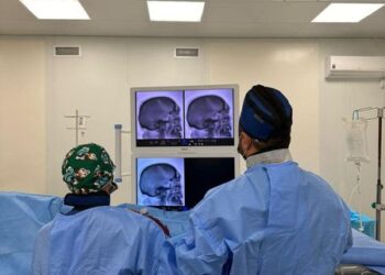 ТҮРКІСТАНДА АЛҒАШ РЕТ ИШЕМИЯЛЫҚ ИНСУЛЬТҚА ТРОМБОЭКСТРАКЦИЯ ОТАСЫ ЖҮРГІЗІЛДІ