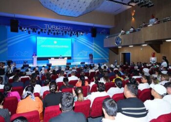 БИЫЛ ТҮРКІСТАНДА АУЫЗ СУ ҚҰБЫРЛАРЫН ЖАҢҒЫРТУ ЖӘНЕ СУ ЖИНАУ ҒИМАРАТЫН ҚАЙТА ҚҰРУ ЖҰМЫСТАРЫ ПАЙДАЛАНУҒА БЕРІЛЕДІ