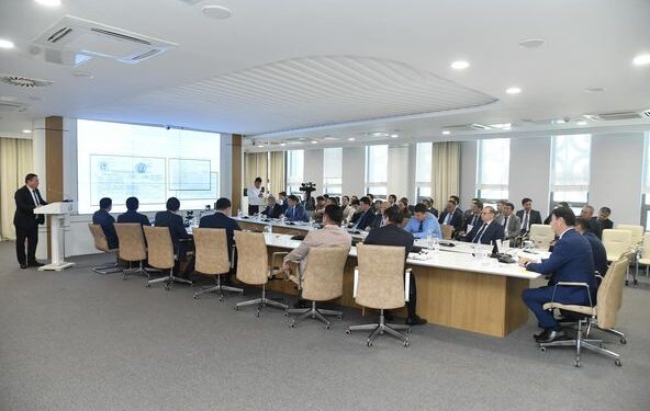 ТҮРКІСТАНДА СЫБАЙЛАС ЖЕМҚОРЛЫҚҚА ҚАРСЫ ІС-ҚИМЫЛ МӘСЕЛЕЛЕРІ ЖӨНІНДЕГІ КОМИССИЯ ОТЫРЫСЫ ӨТТІ