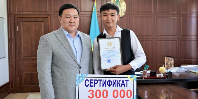 КЕНТАУ: ҚАЛА ӘКІМІ 138 БАЛЛ ЖИНАҒАН ТҮЛЕКТІ ҚАБЫЛДАДЫ