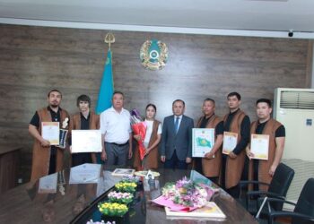 АУДАН БАСШЫСЫ  ХАЛЫҚАРАЛЫҚ  МУЗЫКА ФЕСТИВАЛІНІҢ ЖЕҢІМПАЗДАРЫН  АРНАЙЫ ҚҰТТЫҚТАДЫ