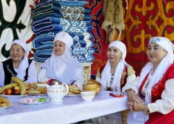 «ӨНЕРЛІ ӨЛКЕ»: ТҮРКІСТАНДА МАҚТААРАЛ АУДАНЫНЫҢ МӘДЕНИЕТ КҮНДЕРІ ӨТТІ