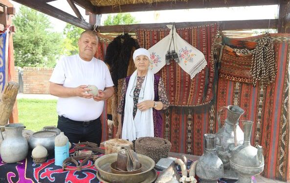 «ӨНЕРЛІ ӨЛКЕ»: ШАРДАРА АУДАНЫНЫҢ ӨНЕРПАЗДАРЫ ТҮРКІСТАНДА