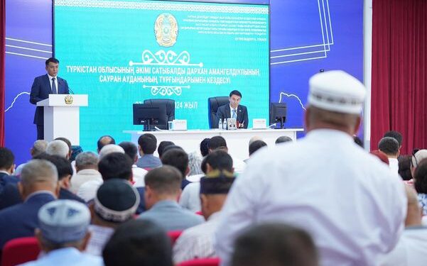 ОБЛЫС ӘКІМІ САУРАН АУДАНЫНЫҢ ТҰРҒЫНДАРЫМЕН КЕЗДЕСТІ