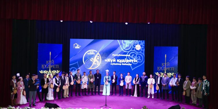 ТҮРКІСТАНДА РЕСПУБЛИКАЛЫҚ «КҮЙ ҚҰДІРЕТІ» КҮЙШІЛЕР БАЙҚАУЫ ӨТІП ЖАТЫР