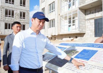 ДАРХАН САТЫБАЛДЫ 5 ҚАБАТТЫ 20 ТҰРҒЫН ҮЙДІҢ ҚҰРЫЛЫСЫН ТЕКСЕРДІ