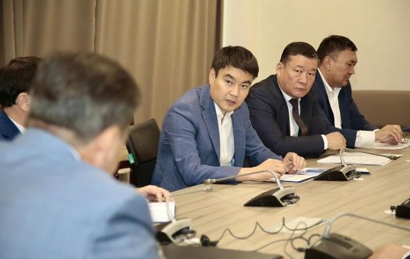 ЕЛ БІРЛІГІН НЫҒАЙТУ, ЖАСТАРДЫ ИГІ ІСКЕ ЖҰМЫЛДЫРУ ЖОЛДАРЫ САРАЛАНДЫ