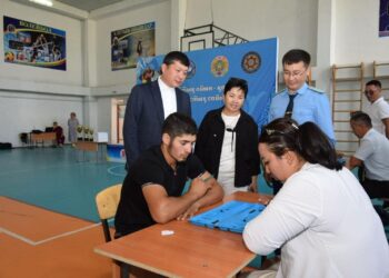 ТҮРКІСТАН: ТӨЛЕБИДЕ ЭТНОС ЖАСТАРЫ «ҰЛТТЫҚ ОЙЫН – ҚАЗЫНА» АТТЫ СПОРТТЫҚ ДОДАДА САЙЫСҚА ТҮСТІ