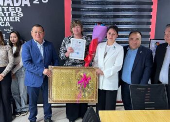 Шымкентте ҚХА-ның «Ассамблея. Праламент. Мәслихаттар» жобасы аясында өндіріс озаттары марапатталды