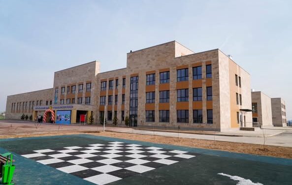 ТҮРКІСТАН ОБЛЫСЫНДА ЖАЙЛЫ МЕКТЕПТЕРДІҢ ҚҰРЫЛЫСЫ АЯҚТАЛЫП КЕЛЕДІ