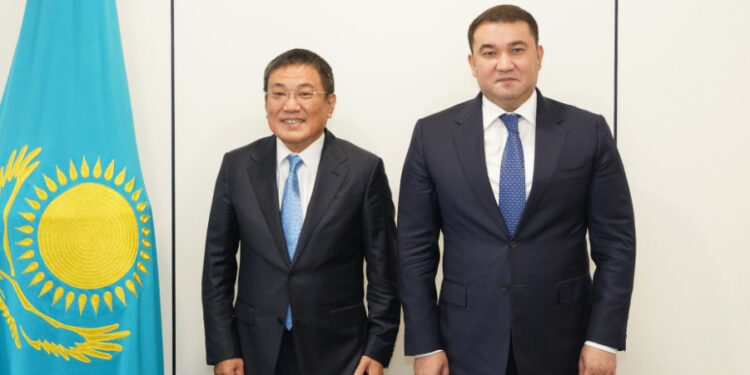 ТҮРКІСТАН: Облыс әкімі China Railway Asia-Europe компаниясының бас директорымен кездесті