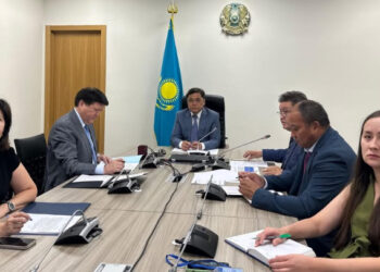 ТҮРКІСТАН: Халықты МӘМС жүйесімен қамту мәселесі қаралды