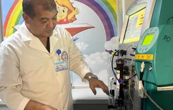 ТҮРКІСТАН ОБЛЫСТЫҚ БАЛАЛАР АУРУХАНАСЫНЫҢ НЕЙРОХИРУРГТЕРІ САРЫАҒАШТА 3 АЙЛЫҚ СӘБИГЕ КҮРДЕЛІ ОТА ЖАСАДЫ