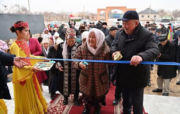 СОЗАҚ АУДАНЫНДА «БЕЛСЕНДІ ҰЗАҚ ӨМІР ЖӘНЕ ТЕҢ ҚОҒАМ» ОРТАЛЫҒЫ АШЫЛДЫ — ӘЛЕУМЕТТІК ҚОЛДАУ ЖҮЙЕСІ ЖАҢА ДЕҢГЕЙГЕ КӨТЕРІЛДІ