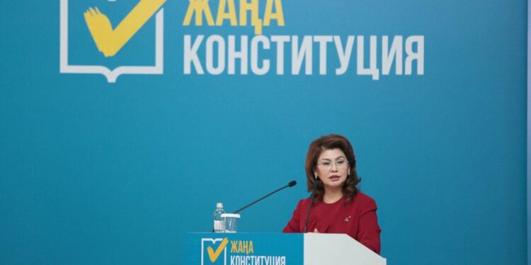 В Алматы члены Общенациональной коалиции обсудили проект Новой Конституции с представителями культуры