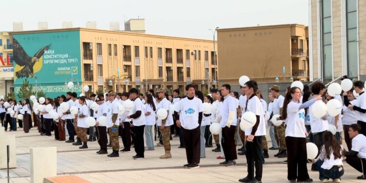 ТҮРКІСТАНДА КОНСТИТУЦИЯЛЫҚ РЕФОРМАНЫ ҚОЛДАУҒА АРНАЛҒАН МУРАЛ САЛЫНДЫ