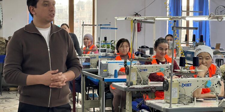 Кәсіпорын ұжымына жаңа Конституция жобасы таныстырылды