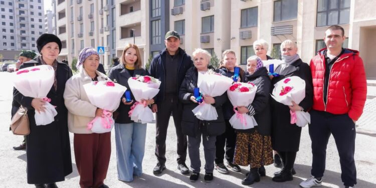 КӨКСАЙ: ТОЗЫҒЫ ЖЕТКЕН ҮЙЛЕРДІҢ ТҰРҒЫНДАРЫН КӨШІРУ ЖАЛҒАСУДА