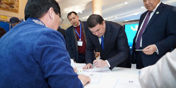 ТҮРКІСТАН ОБЛЫСЫНЫҢ ӘКІМІ НҰРАЛХАН КӨШЕРОВ РЕФЕРЕНДУМДА ДАУЫС БЕРДІ