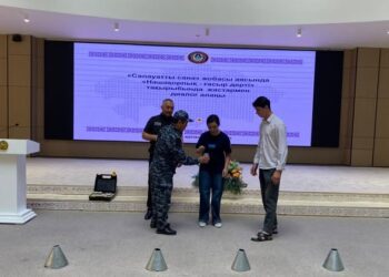 «НАШАҚОРЛЫҚ – ҒАСЫР ДЕРТІ»: ТҮРКІСТАНДА ЖАСТАРМЕН МАҢЫЗДЫ ДИАЛОГ АЛАҢЫ ӨТТІ