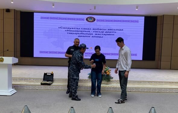 «НАШАҚОРЛЫҚ – ҒАСЫР ДЕРТІ»: ТҮРКІСТАНДА ЖАСТАРМЕН МАҢЫЗДЫ ДИАЛОГ АЛАҢЫ ӨТТІ