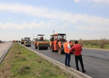 ТҮРКІСТАН: МАҚТААРАЛДА ХАЛЫҚАРАЛЫҚ МАҢЫЗЫ БАР «М-39» АВТОЖОЛЫН ЖӨНДЕУ ЖҰМЫСТАРЫ ҚАРҚЫНДЫ ЖҮРГІЗІЛУДЕ