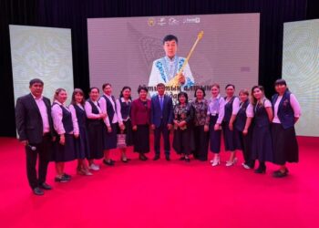 ТҮРКІСТАН: «ФАРАБ» КІТАПХАНАСЫНДА АЙТЫСКЕР АҚЫН БЕКАРЫС ШОЙБЕКОВПЕН КЕЗДЕСУ ӨТТІ