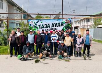 ТҮРКІСТАН: МАҚТААРАЛ АУДАНЫНДА «ТАЗА АУЛА» АКЦИЯСЫ АЯСЫНДА КЕҢ КӨЛЕМДІ ЭКОЛОГИЯЛЫҚ СЕНБІЛІК ӨТТІ