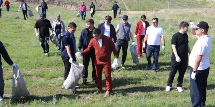 Қаратау ауданында «Таза Қазақстан» бағдарламасы аясындағы тазалық шарасы өтті