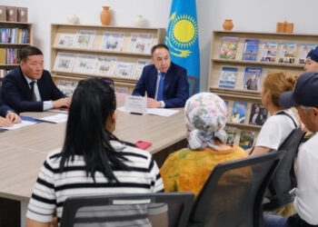 Тұрғындардың өтініші назарда: Түркістан облысы әкімінің орынбасары жеке қабылдау өткізді