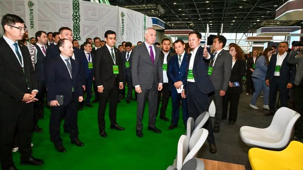 ТҮРКІСТАН ОБЛЫСЫНЫҢ 30-ҒА ЖУЫҚ КӘСІПОРНЫ «ULTTYQ ÓNIM – 2026» КӨРМЕСІНДЕ ӨҢІРДІҢ ӨНДІРІСТІК ӘЛЕУЕТІН ТАНЫСТЫРУДА