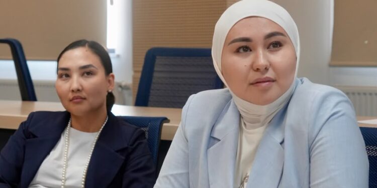ӘЙЕЛДЕР ҚАНАТЫ: ШЫМКЕНТ ӘЙЕЛДЕРІ НАРГИЗА КЕРІМБАЕВАНЫҢ ЖЕТЕКШІЛІГІМЕН КӨШБАСШЫЛЫҚ ҚАБІЛЕТТЕРІН ДАМЫТУДА