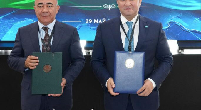 ​Түркістан және Ташкент облысының әкімдері бауырластық туралы меморандумға қол қойды